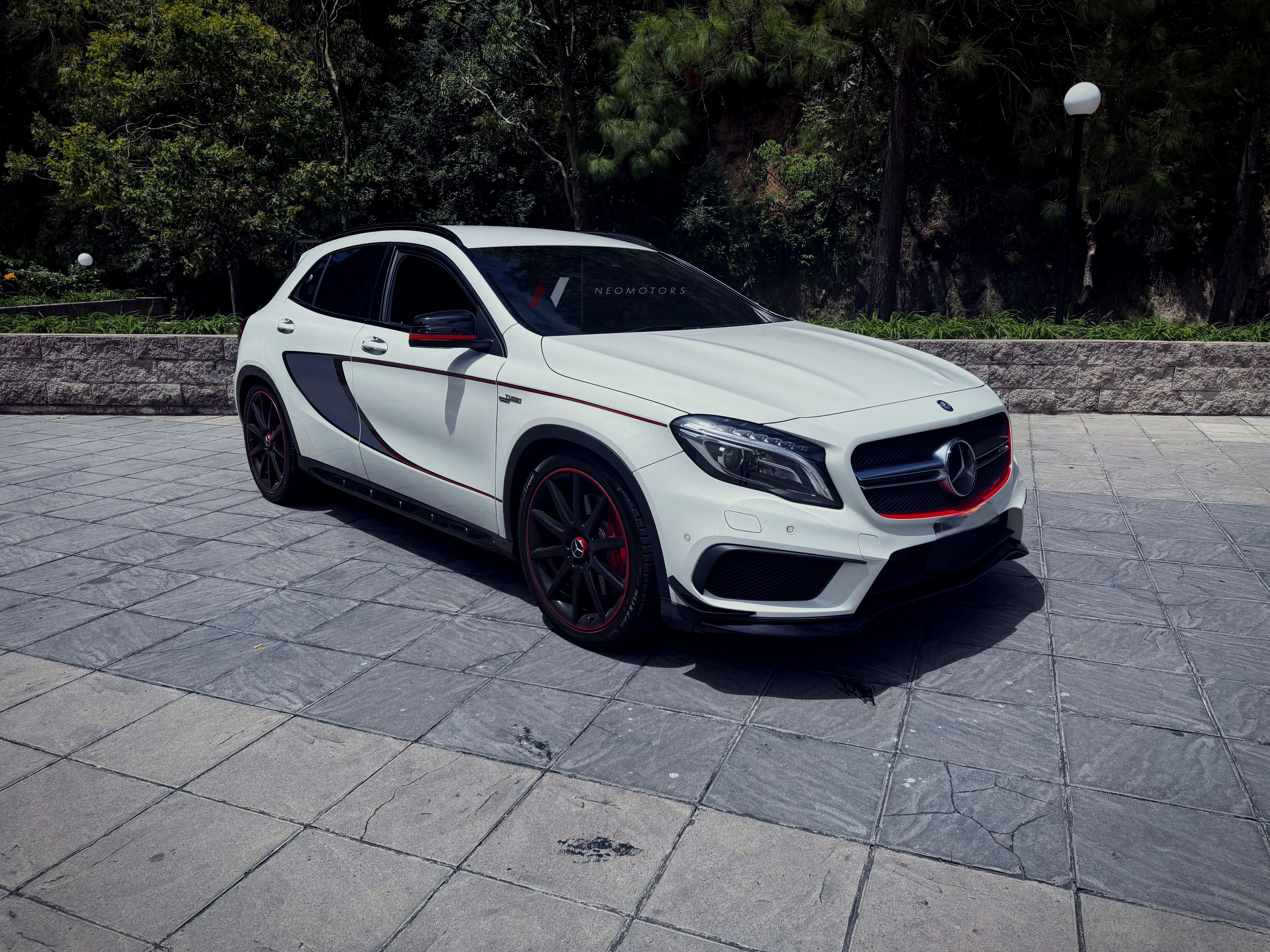 Mercedes GLA45 AMG
